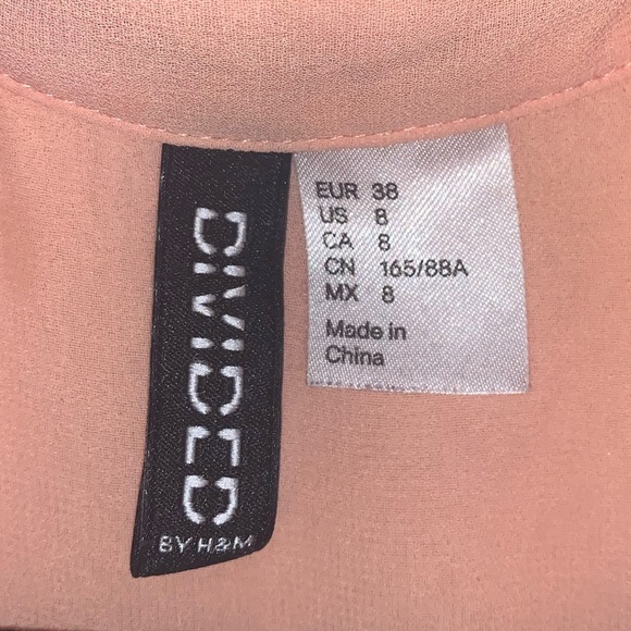 Divided by H&M Sleeveless Peach Blouse Size 8 - Picture 3 of 6